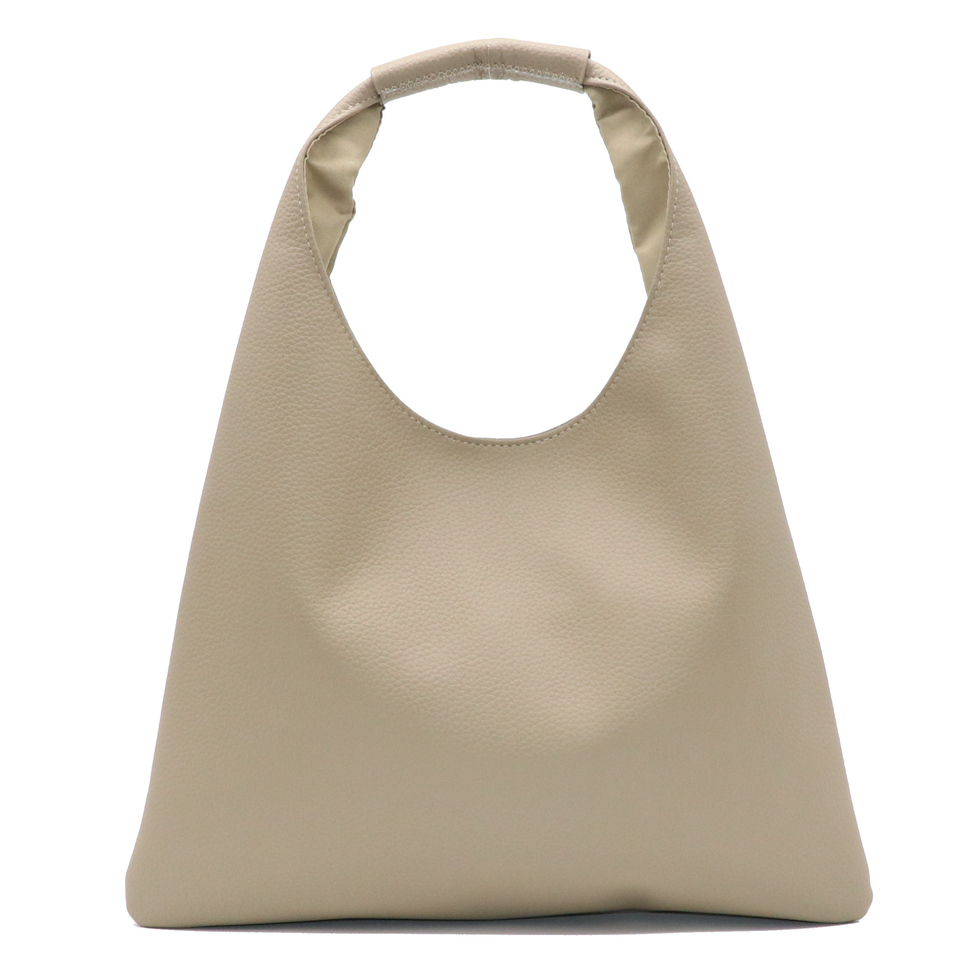 トートバッグ LEATHER-TOTE-BAG-440x293.jpg