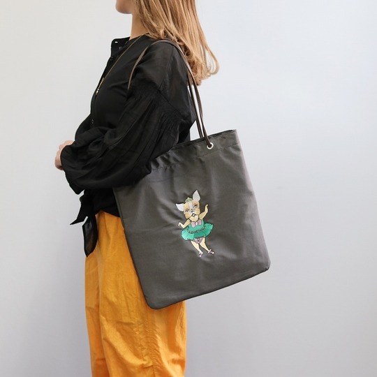 putyナイロントートバッグ フレンチブルドッグ 刺繍 A4サイズ 軽量